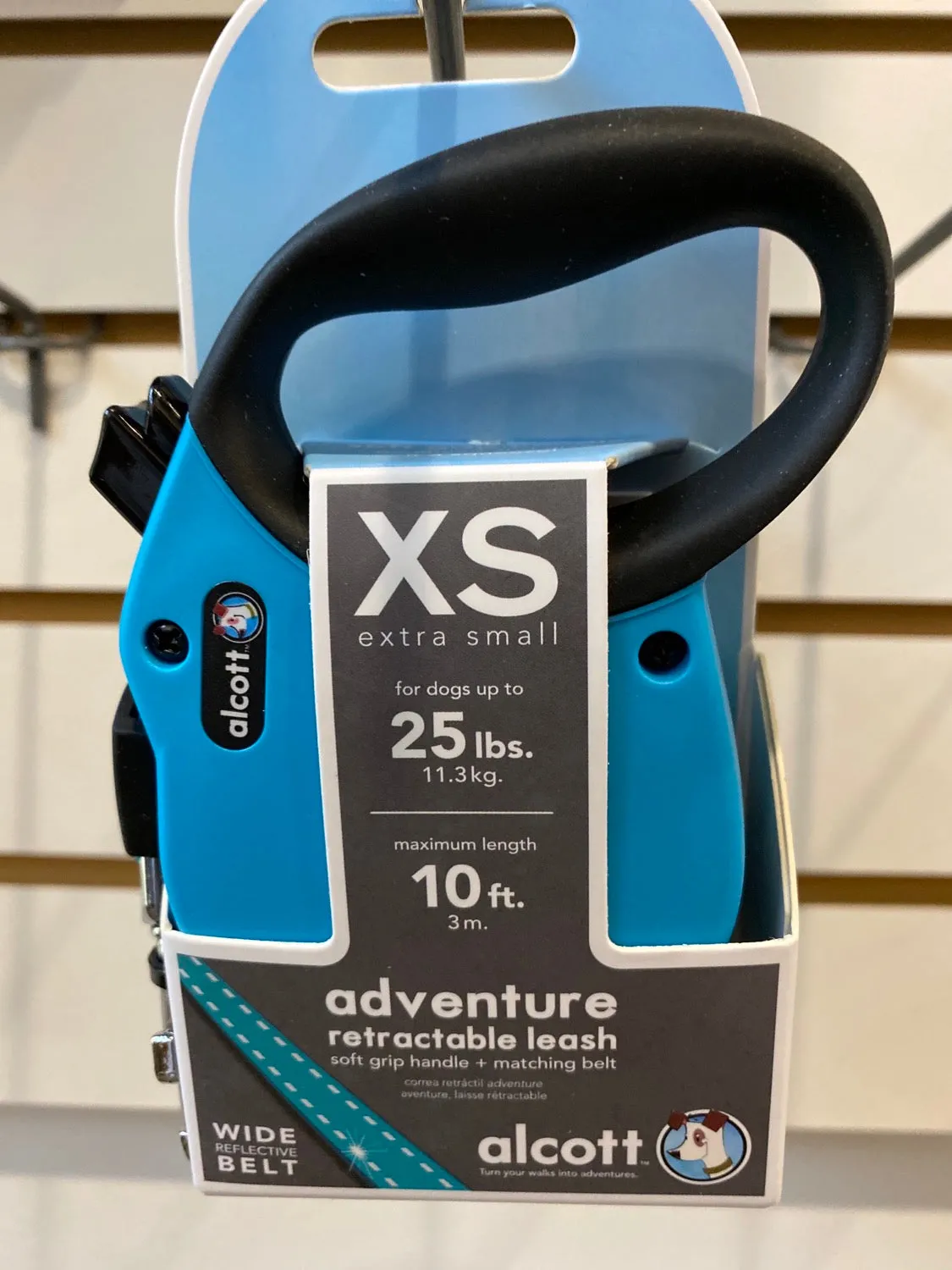 RETRACTABLE LEASH